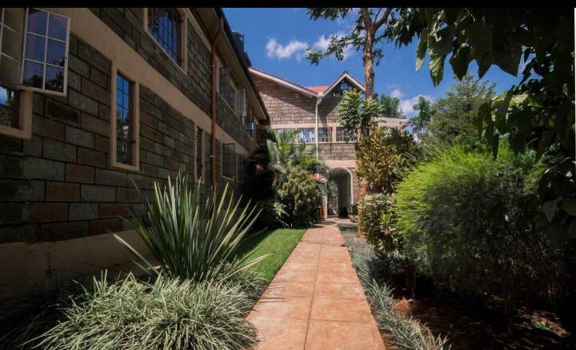 Riverfront Gardens Bed & Breakfast Mjini Exterior foto