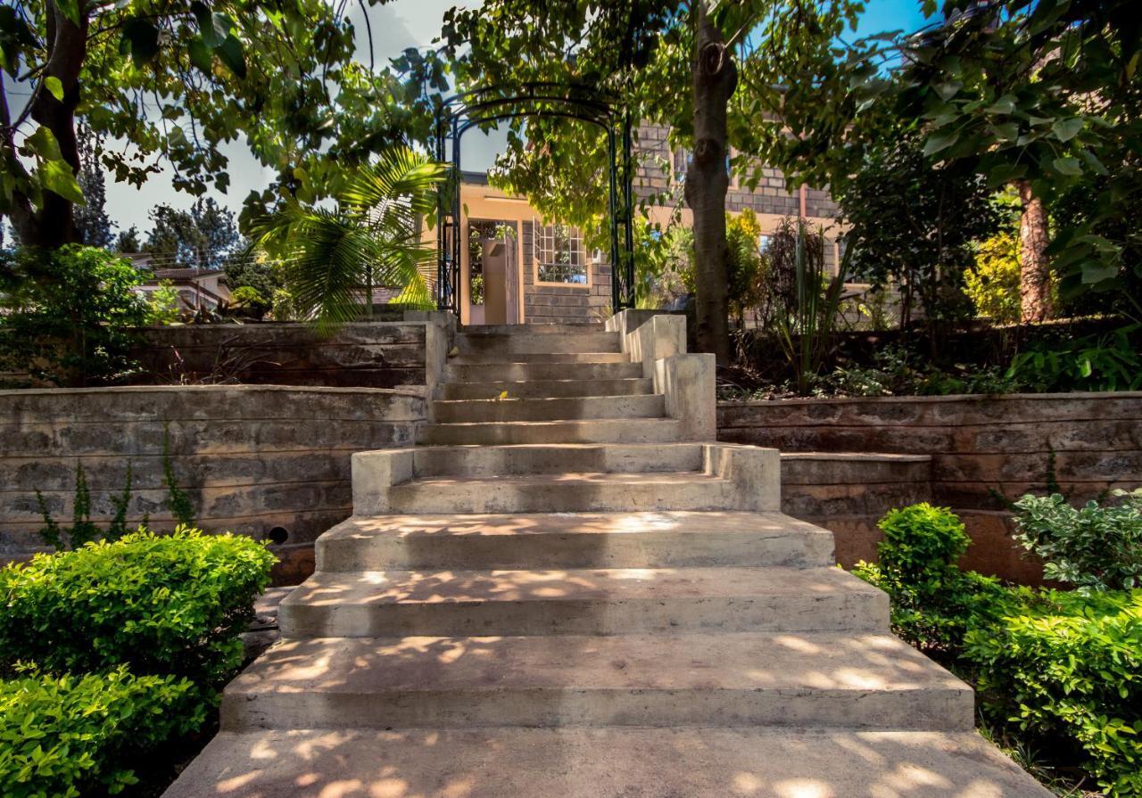 Riverfront Gardens Bed & Breakfast Mjini Exterior foto